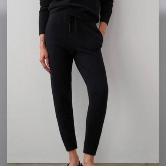 White + Warren Pants - White + Warren black 100% cashmere drawstring joggers S